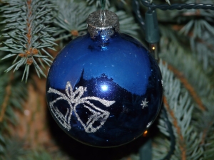 blue xmas ornament